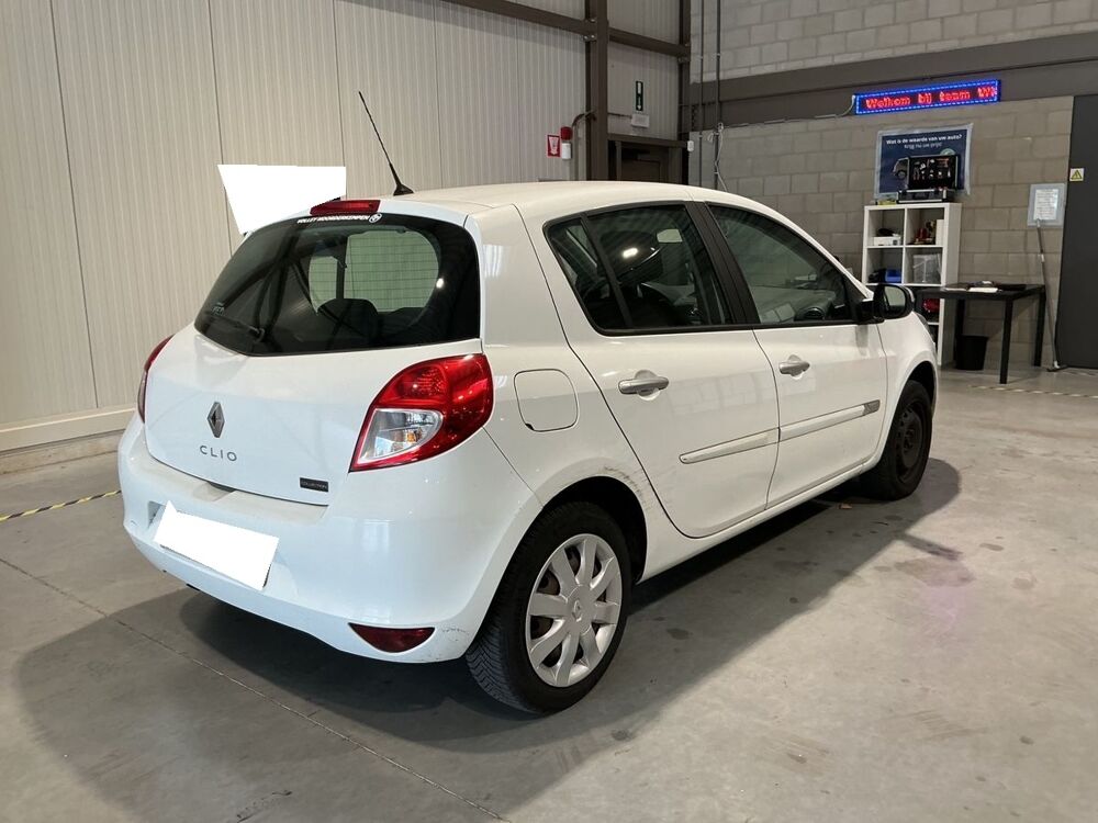 Clio Authentique 1.2 16v 75 Eco2 2014 occasion 35210 Ch&acirc;tillon-en-Vendelais