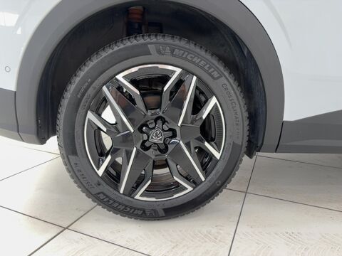 3008 1.2 HYBRID 145 E-DCS6 ALLURE 2025 occasion 63300 Thiers
