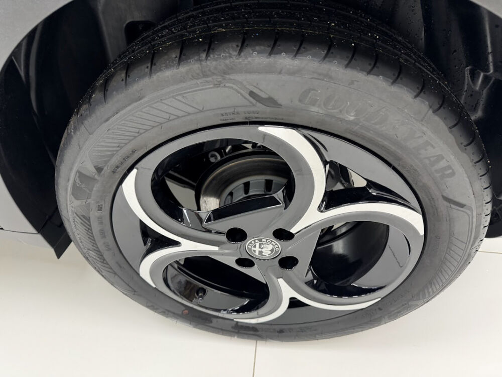 Junior 1.2 Ibrida 136ch Speciale DCT6 2025 occasion 76360 Barentin