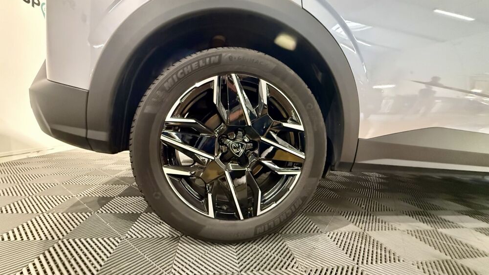 3008 1.2 HYBRID 145 E-DCS6 ALLURE 2025 occasion 30220 Aigues-Mortes