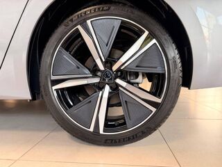 308 Hybrid 145 e-DCS6 GT 2025 occasion 63360 Gerzat