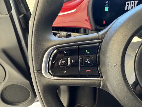 500 24kWh (Red) 2023 occasion 76360 Barentin