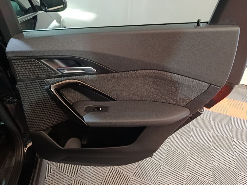 X1 sDrive18i Business Design DKG7 2023 occasion 91580 &Eacute;tr&eacute;chy