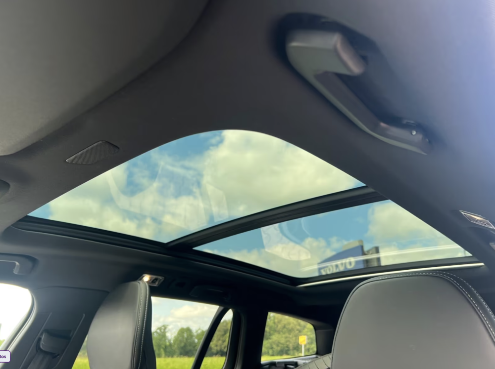 V60 T8 R-Design - Toit ouvrant - Harman Kardon - Autres mod&egrave;les 2022 occasion 69007 Lyon