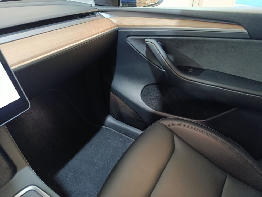 Model Y Grande Autonomie Dual-Motor AWD 2023 occasion 91580 &Eacute;tr&eacute;chy
