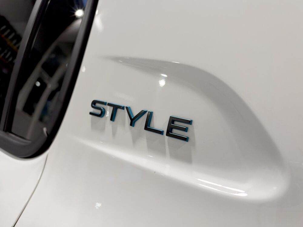 208 Electrique 136ch Style 2023 occasion 30220 Aigues-Mortes