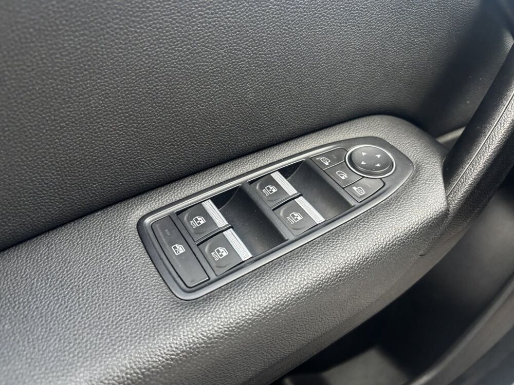 Captur Intens TCe 140 EDC FAP -21 2022 occasion 86440 Mign&eacute;-Auxances