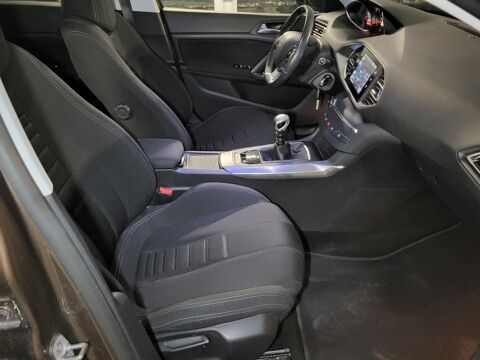 308 1.6 THP 125 Allure 2014 occasion 93600 Aulnay-sous-Bois