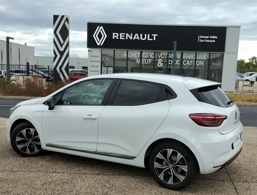 Clio Evolution E-Tech full hybrid 145 5 portes (co2 95) 2023 occasion 34150 Gignac