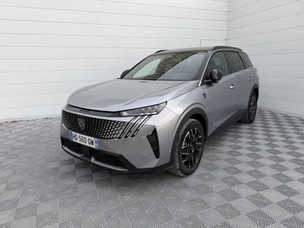 5008 1.2 HYBRID 145 E-DCS6 GT 2025 occasion 69330 Meyzieu