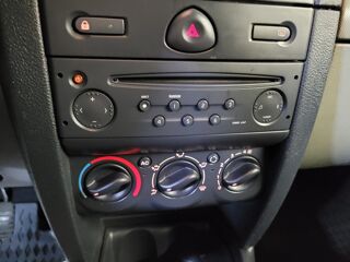 Clio Expression 1.5 dCi 65 2003 occasion 93600 Aulnay-sous-Bois