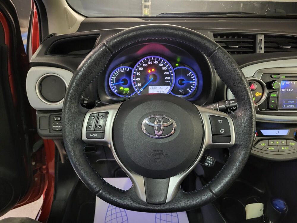 Yaris Hybrid 100h Style 2014 occasion 93600 Aulnay-sous-Bois