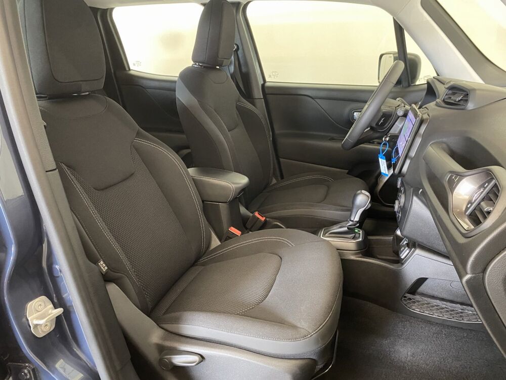 Renegade eHybrid Altitude 1.5 MHEV 130hp Dct Fwd 2024 occasion 38550 Saint-Maurice-l'Exil