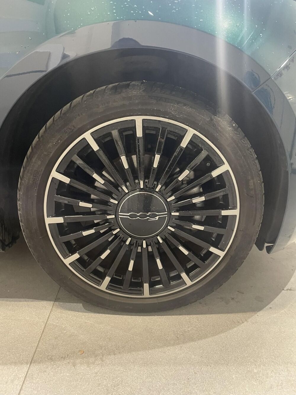 500 42kWh La Prima by Bocelli toit ouvrant 2022 occasion 76360 Barentin