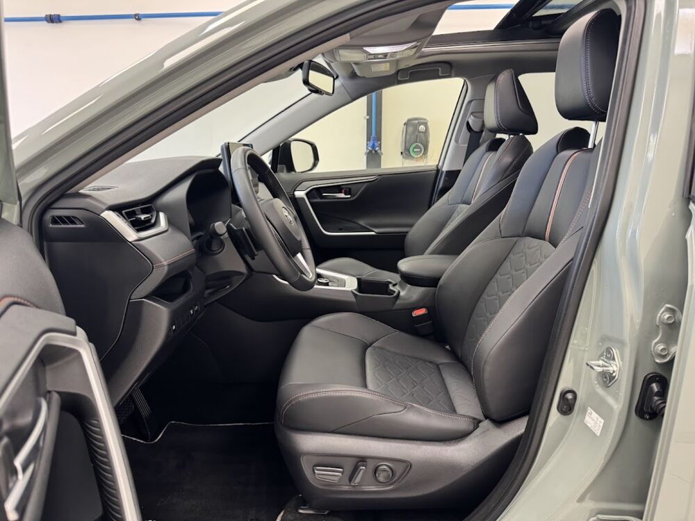 RAV 4 Hybride AWD 222ch Trail 2023 occasion 76360 Barentin
