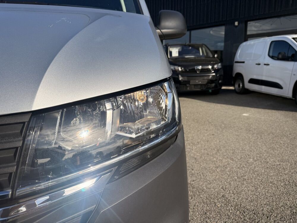 Jumpy 2.0 TDi 110 L2H1 Business 2022 occasion 91580 &Eacute;tr&eacute;chy