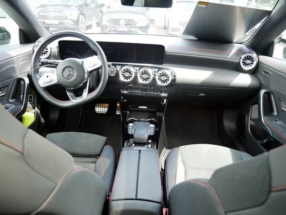 Classe CLA CLA 250 e Amg Line 218 Toit ouvrant Cam&eacute;ra 360&deg; Autres dispo 2022 occasion 69007 Lyon