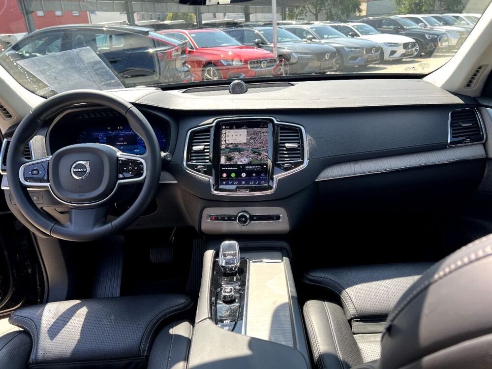 XC90 T8 AWD Ultra Dark 455 ch Bowers Wilkins Attelage Cam&eacute;ra 360&deg; 2024 occasion 69007 Lyon