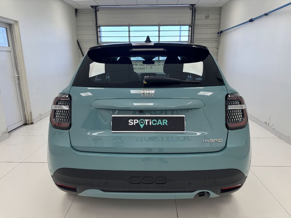 Fiat 600 1.2 Hybrid 100 DCT6 Pack Confort 2024 occasion 76360 Barentin