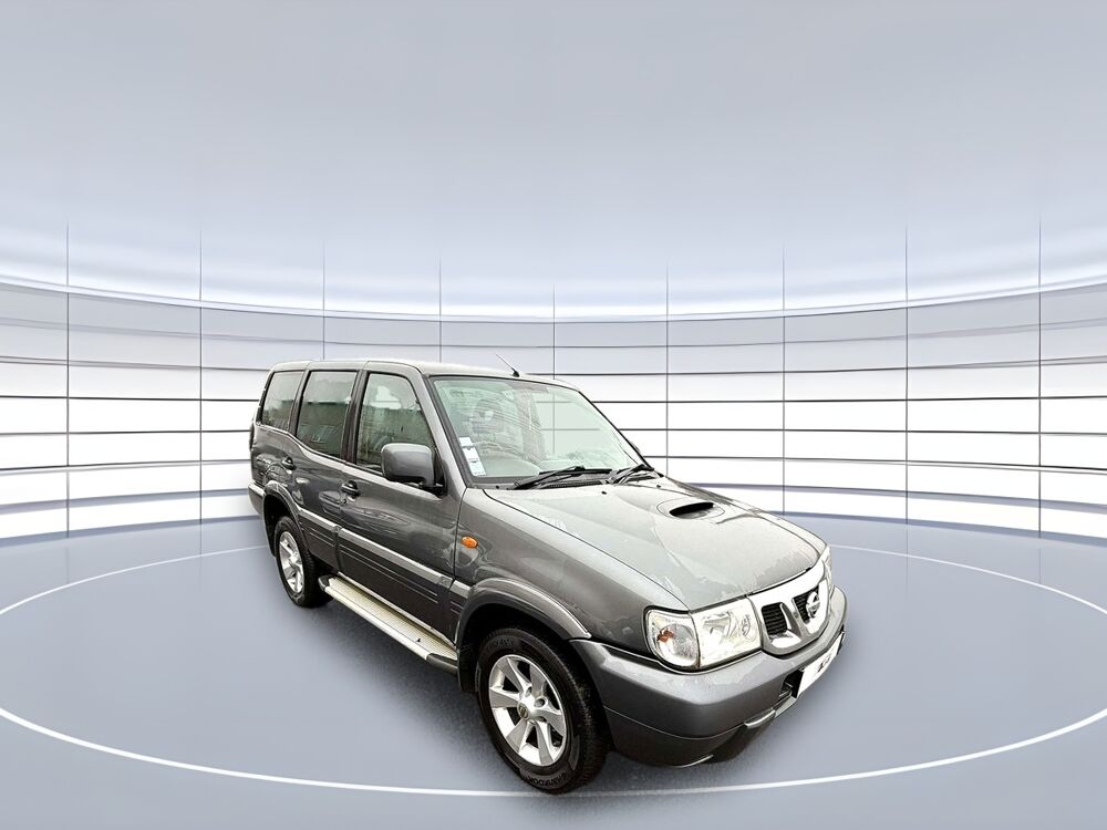 Terrano 2.7Tdi Confort 2004 occasion 61170 Montchevrel