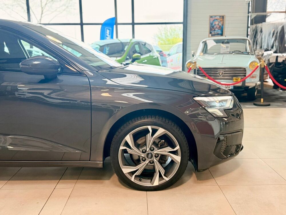 A3 30 TFSI MHEV S Tronic 110 Design 2023 occasion 63360 Gerzat