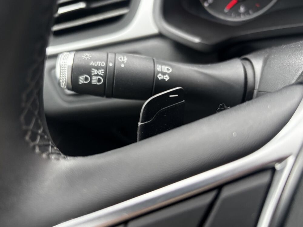 Captur Business Blue dCi 115 EDC DISTRIBUTION OK 2020 occasion 86440 Mign&eacute;-Auxances