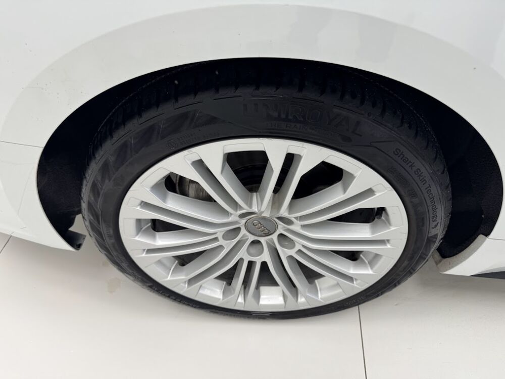 A5 40 TFSI 190 S TRONIC 7 AVUS SB 2019 occasion 76360 Barentin