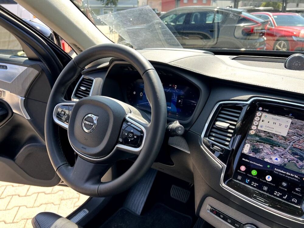 XC90 T8 AWD Ultra Dark 455 ch Bowers Wilkins Attelage Cam&eacute;ra 360&deg; 2024 occasion 69007 Lyon