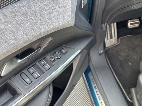 3008 1.2 HYBRID 136 E-DCS6 GT 2024 occasion 69330 Meyzieu