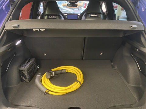 600 E Electrique 54 kWh Scorpionissima 2025 occasion 76360 Barentin