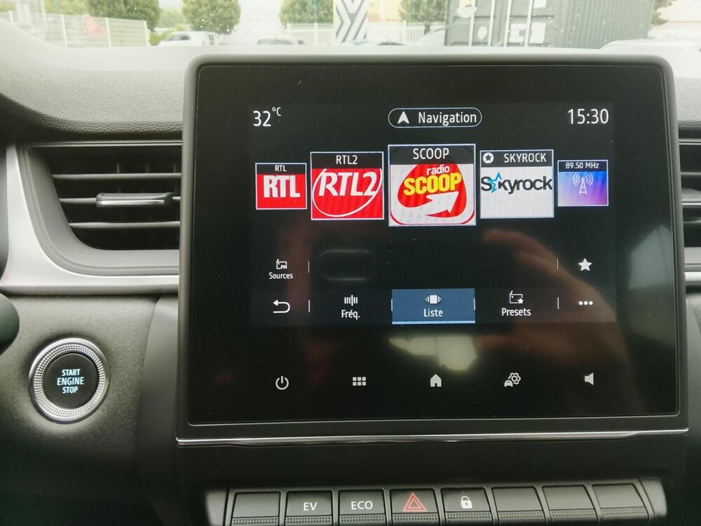 Captur Business E-Tech hybride 145 -21 2022 occasion 42240 Unieux