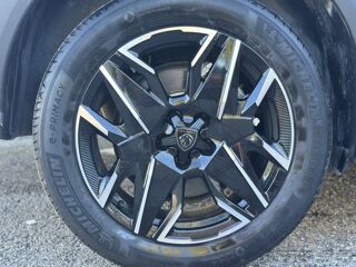5008 1.2 HYBRID 145 E-DCS6 ALLURE 2025 occasion 30140 Anduze