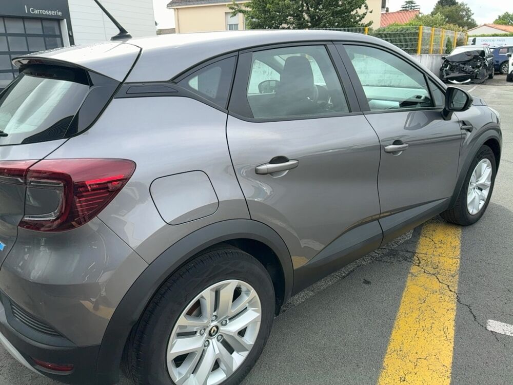Captur Zen E-TECH 145 -21 2022 occasion 85140 Les Essarts