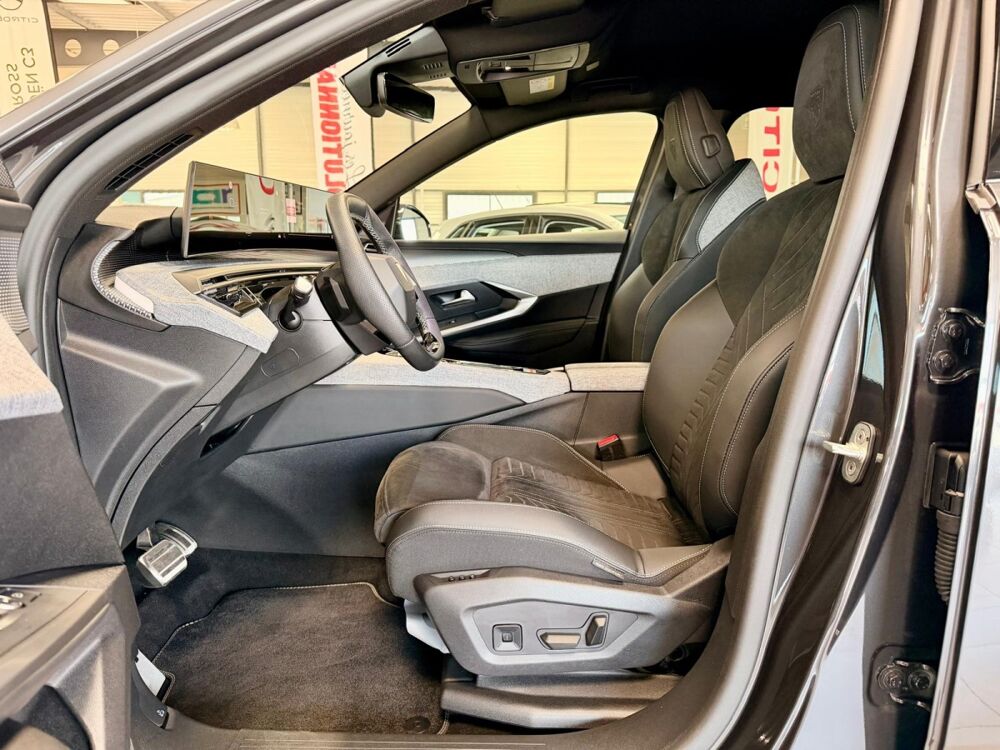 3008 1.2 HYBRID 145 E-DCS6 GT 2025 occasion 63360 Gerzat
