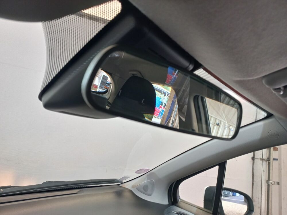 Yaris 1.5 VVT-I HYBRID France Business 2019 occasion 91580 &Eacute;tr&eacute;chy