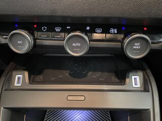 C4 &Eacute;lectrique 156ch 54 kWh Auto MAX 2025 occasion 38550 Saint-Maurice-l'Exil