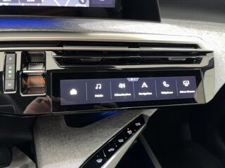 3008 1.2 HYBRID 145 E-DCS6 ALLURE 2025 occasion 63300 Thiers