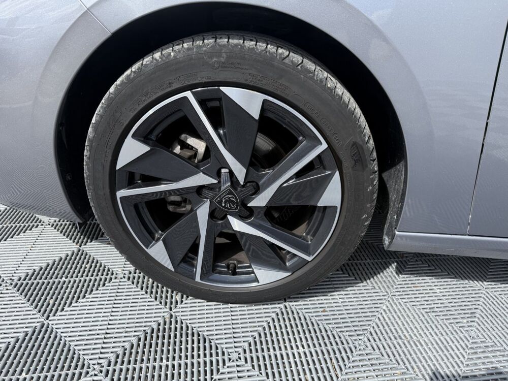 308 1.2 PURETECH 130 S&S AUTO 8 ALLURE 2024 occasion 69330 Meyzieu