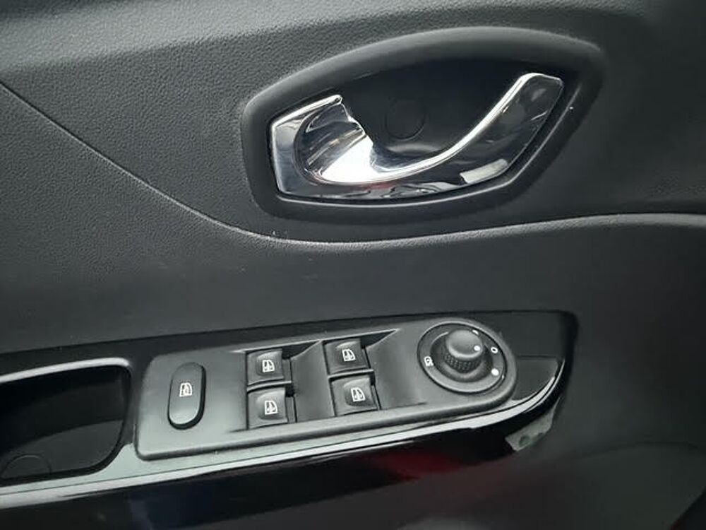 Captur Intens Energy dCi 90 ECO2 2017 occasion 19360 Malemort-sur-Corr&egrave;ze