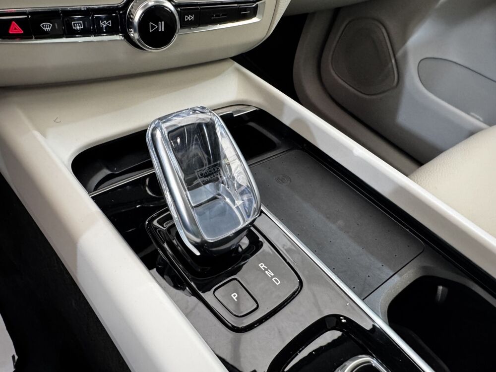 XC60 Recharge T8 390 Geartro 8 Inscription 2021 occasion 91580 &Eacute;tr&eacute;chy