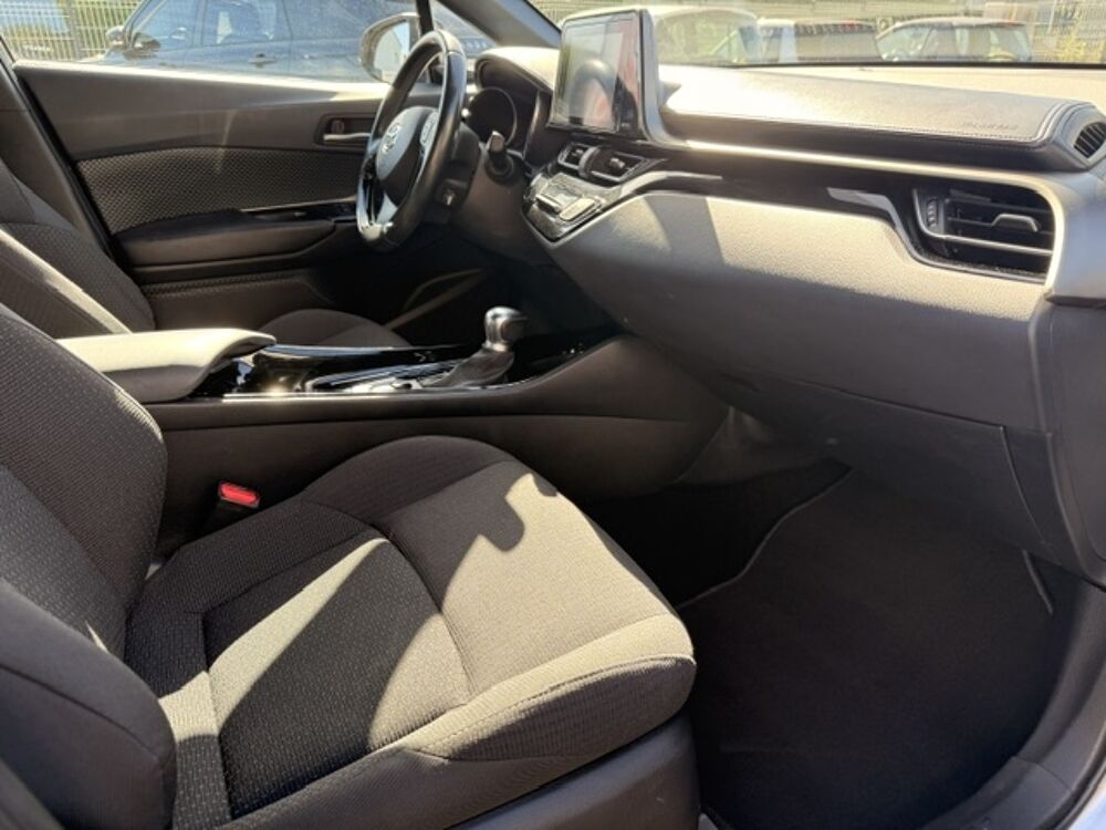 C-HR 1.8 HYBRIDE 122 DESIGN 2019 occasion 19360 Malemort-sur-Corr&egrave;ze