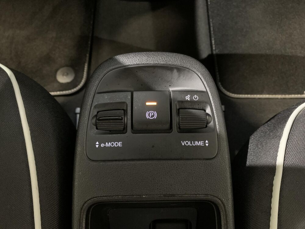 500 E BEV 42KWH 2023 occasion 76360 Barentin