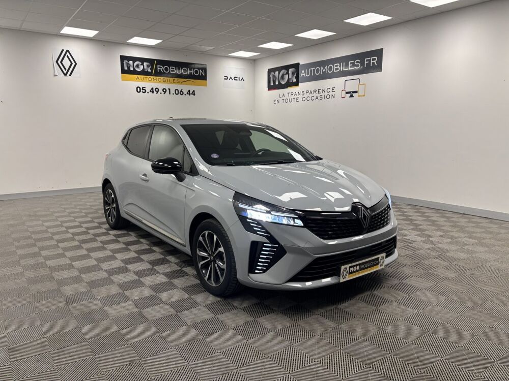 Clio Techno E-Tech full hybrid 145 -24 2024 occasion 86500 Montmorillon