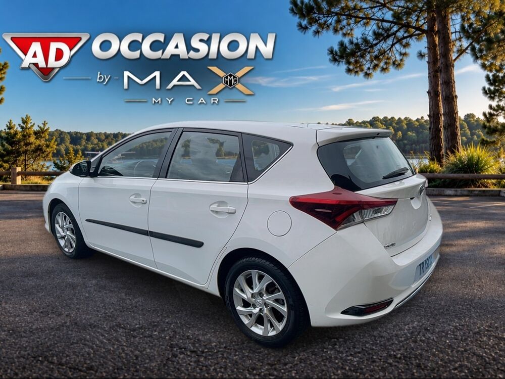 Auris 1.2T Dynamic (new2015) 5 portes (mai 2015) (co2 112) 2015 occasion 40160 Parentis-en-Born