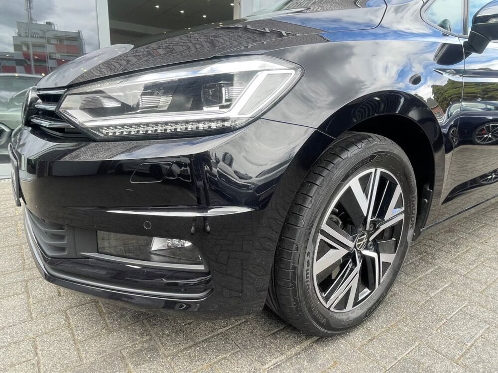 Touran 1.5 TSI Style 7P 150 ch Pack Voyage Attelage Toit Pano Autre 2025 occasion 69007 Lyon