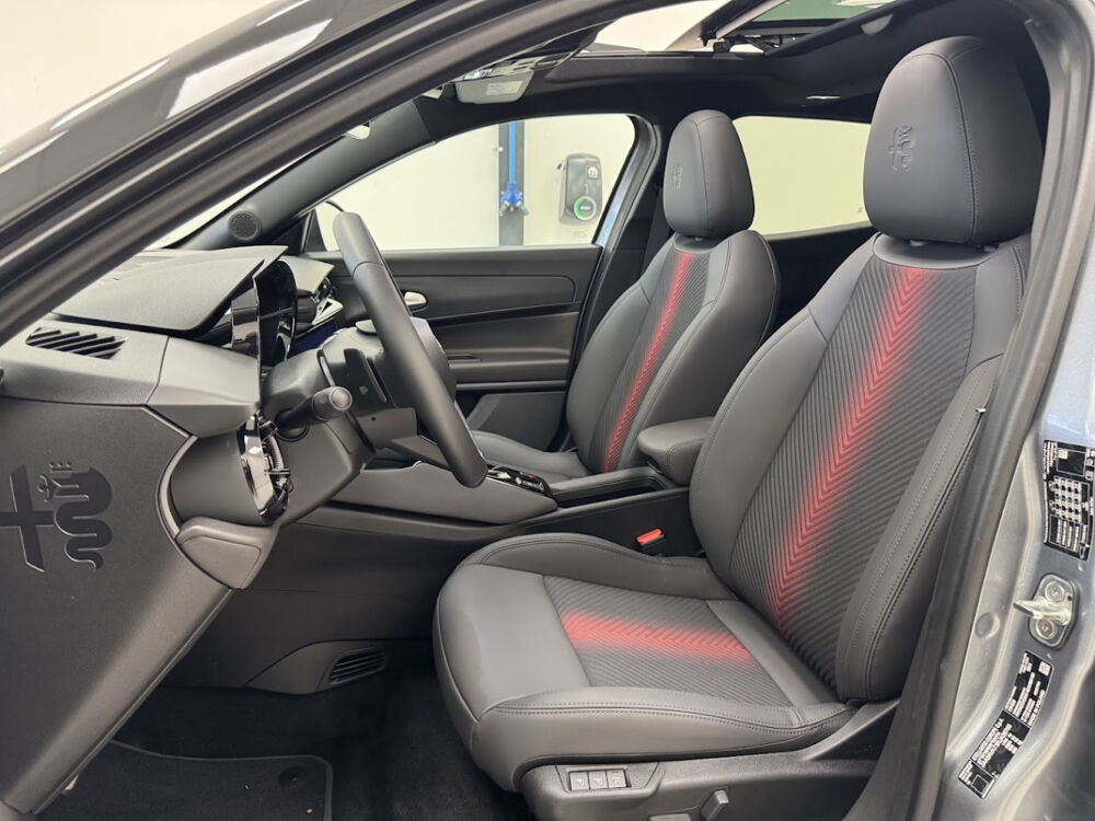 Junior 1.2 Ibrida 136ch Speciale DCT6 2025 occasion 76360 Barentin
