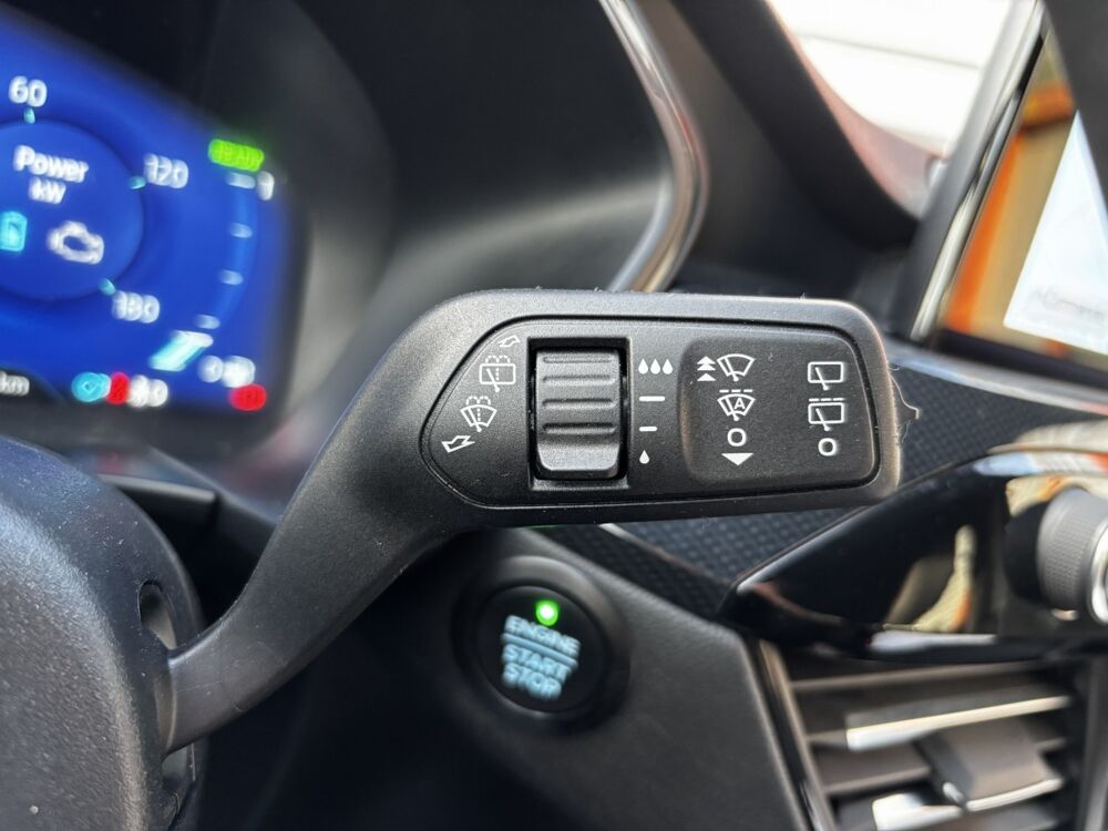 Kuga 2.5 Dur 225 hybrid PHEV Pshift ST-Line X 2022 occasion 86440 Mign&eacute;-Auxances