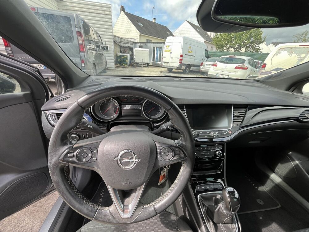 Astra 1.0 ECOTEC TURBO 105 BLACK EDITION 2018 occasion 44150 Saint-G&eacute;r&eacute;on