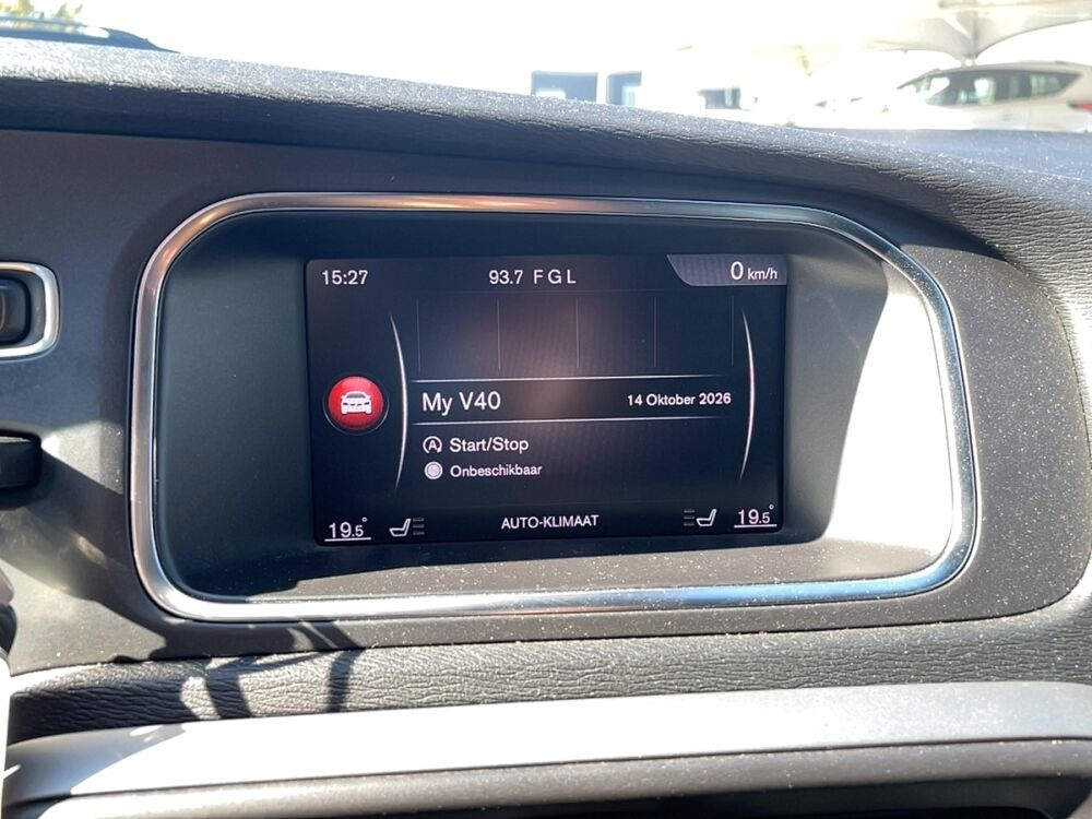 V40 T2 122 Geartronic 6 R-Design 2019 occasion 40600 Biscarrosse