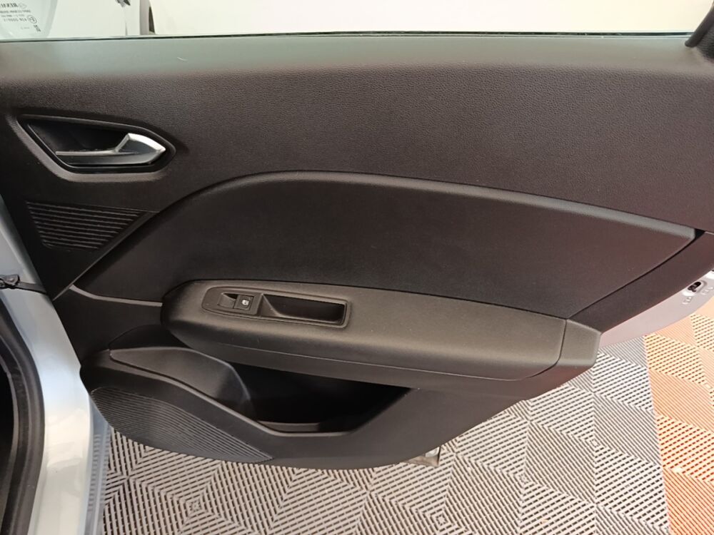 Captur Business E-Tech hybride 145 -21 2022 occasion 91580 &Eacute;tr&eacute;chy